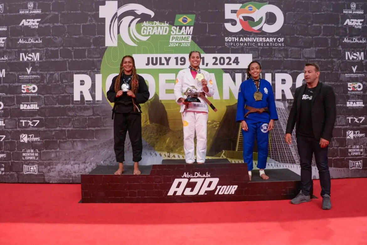 Sarah Galvão brilhou no Grand Slam de Jiu-Jítsu Rio 2024 e conquistou o ouro (Foto: Divulgação)